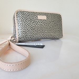 TOMMY WRISTLET WALLET